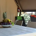 Paradu Ecovillage & פארק נופש *