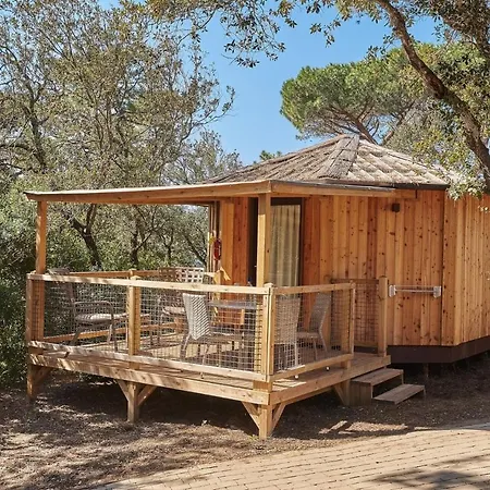 Paradu Ecovillage & *