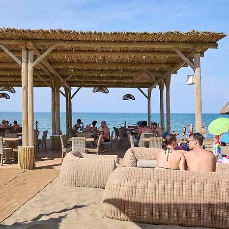 Paradu Ecovillage & База отдыха
