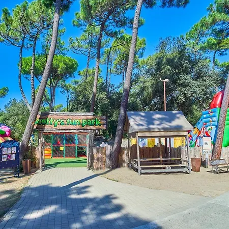 Paradu Ecovillage & База отдыха